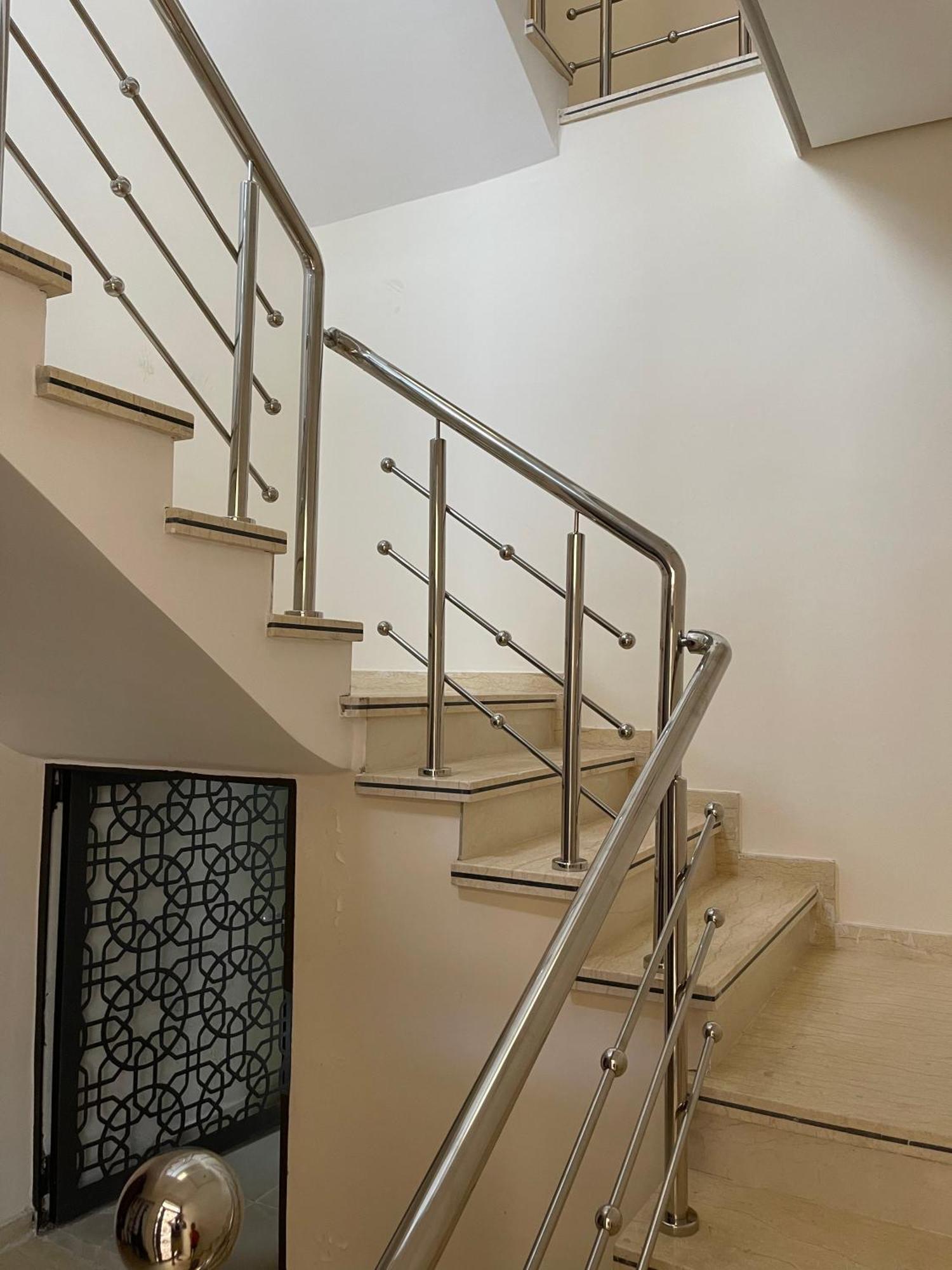 Appartement En M'Diq Centre Ville Pres De La Plage Luaran gambar